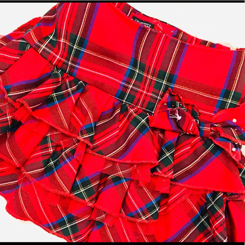 The Childrens Place plaid red Christmas skirt 4